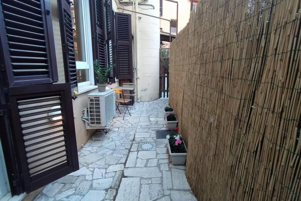 Elegante Open Space Con Vasca Idromassaggio A Trastevere Exterior photo
