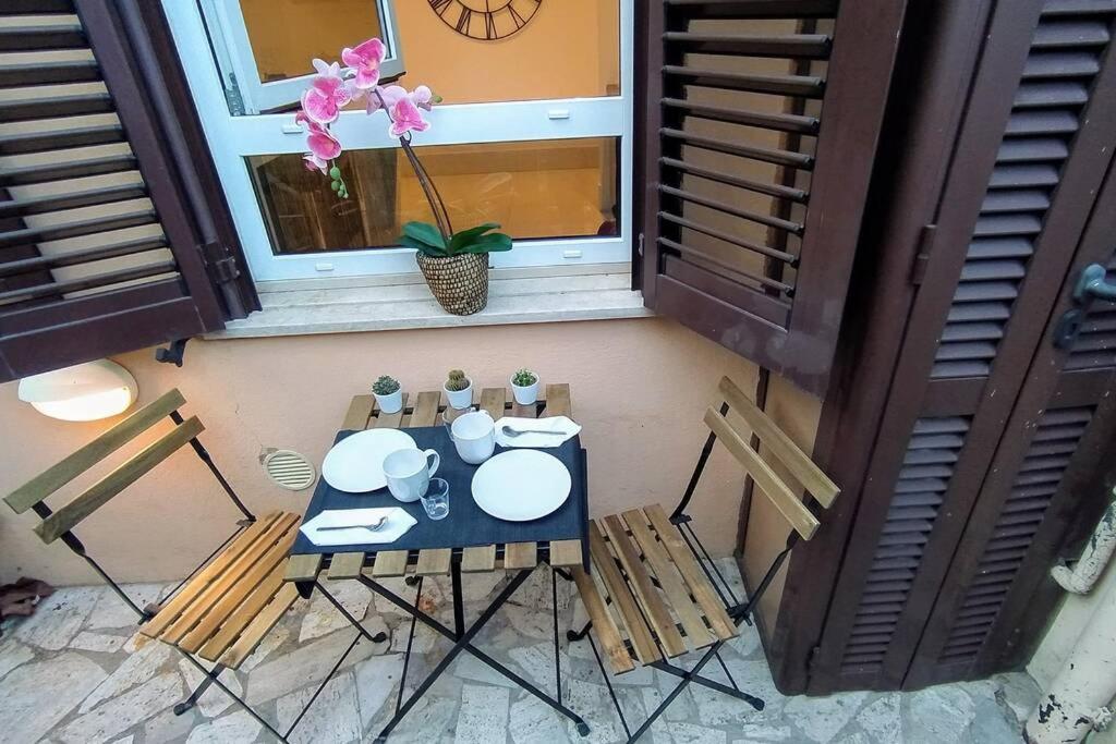 Elegante Open Space Con Vasca Idromassaggio A Trastevere Exterior photo